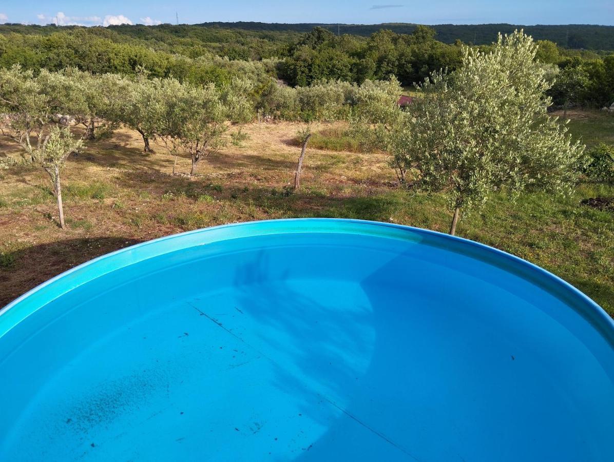 Hotel Prima Insula Glamping à Brusici Extérieur photo